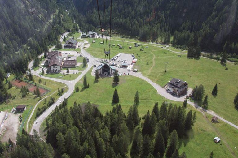 marmolada cable car