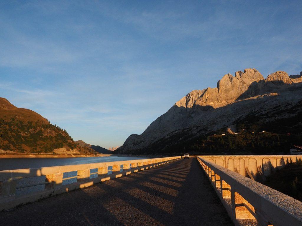 Lago di Fedaia