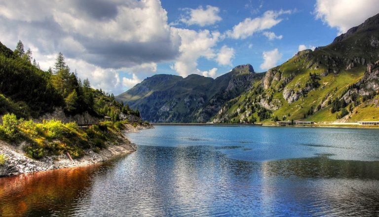 Lago di Fedaia